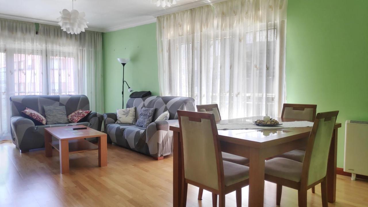 Apartamento Naval Marín Esterno foto